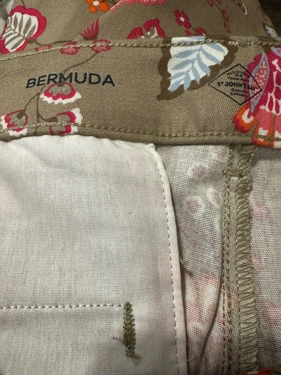 St. John’s Bay Size 14 Floral Bermuda Shorts NWT - Picture 5 of 9
